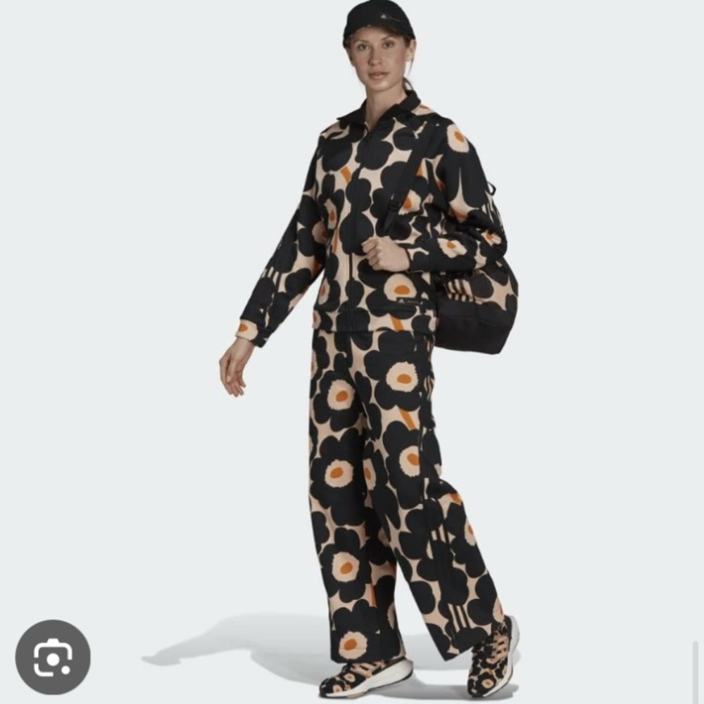Marimekko Unikko x Adidas Warm Tracksuit Set
